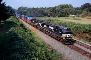 2399354