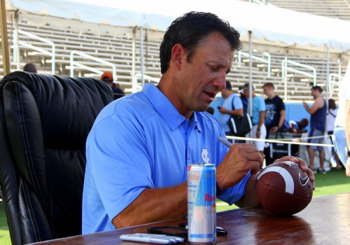 Coach Larry Fedora-001
